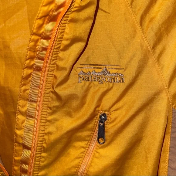 Patagonia Vintage Men's Velocity 2 Yellow & Gold Windbreaker Size Small - Picture 4 of 7